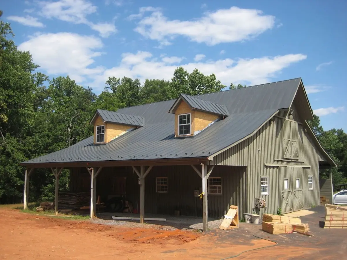 Expert Asphalt Roof Repair workmanship in Gravesboro